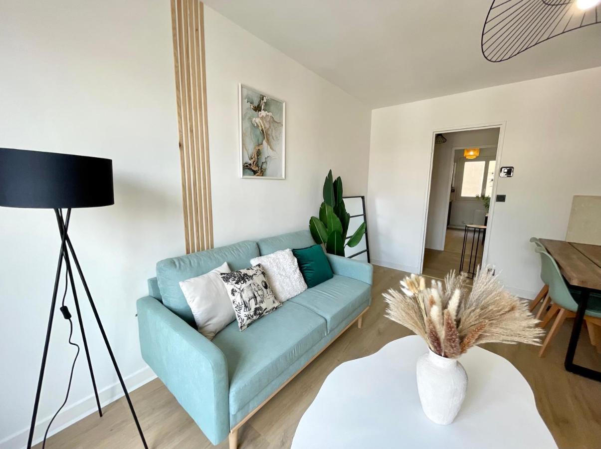 La Douceur Roannaise - Parking Prive Proche Gare Apartman Roanne Kültér fotó